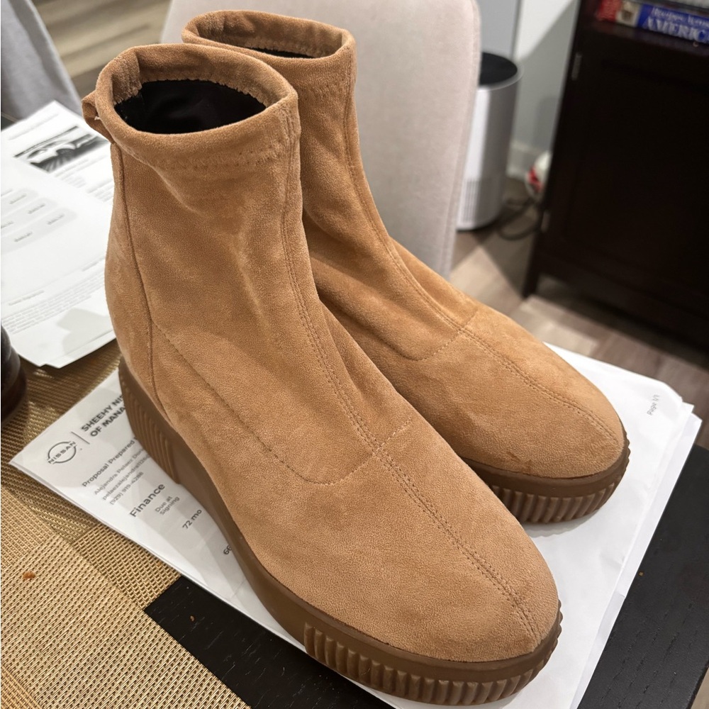 New Steve Madden Wedge Bootie (No box)